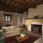 Il Borgo 16, Emma