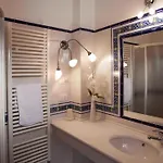 Il Borgo 16, Emma Villa