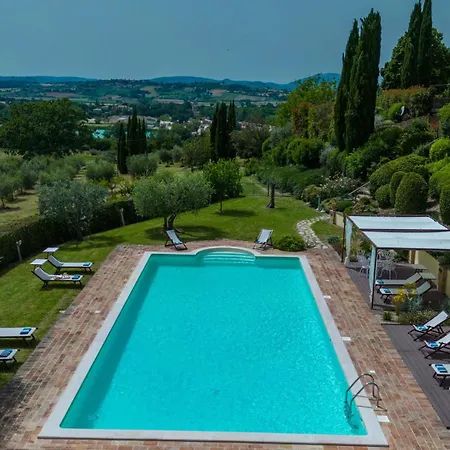 别墅 Il Borgo 16, Emma