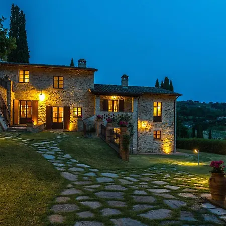 Il Borgo 16, Emma *