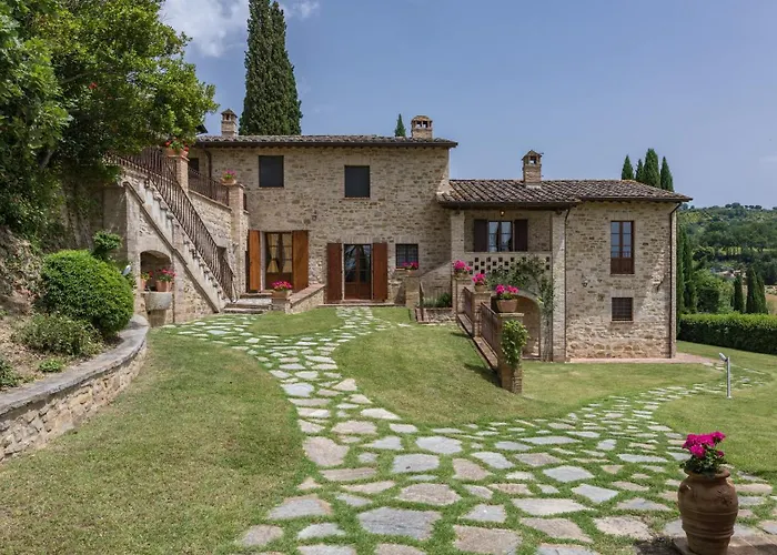 Villa Il Borgo 16, Emma *