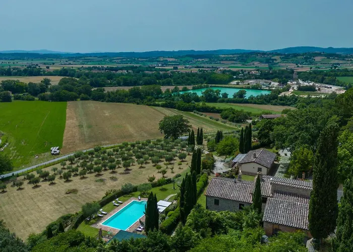 Villa Il Borgo 16, Emma *